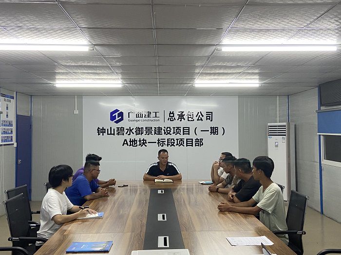 座談會(huì)現(xiàn)場(chǎng)。韋秀麗 攝.jpg