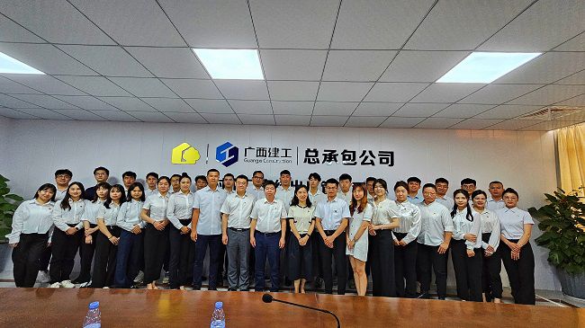 4合影。林成斌 攝（修圖）.jpg