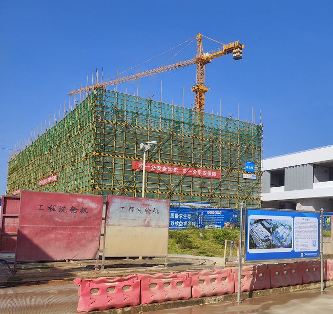 金橋市場三期項目(A地塊)綜合樓工程。吳泳錦 攝（修圖）.jpg