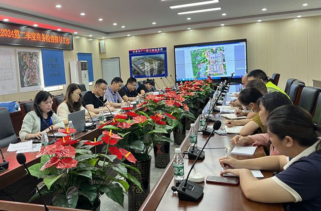 檢查反饋會(huì)現(xiàn)場(chǎng)。梁海燕攝（修圖）.jpg