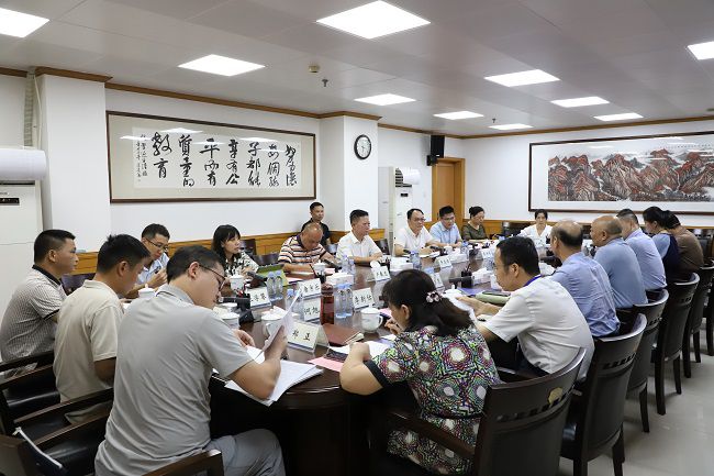 會(huì)議現(xiàn)場(chǎng)。施朝寧 攝（修圖）.jpg